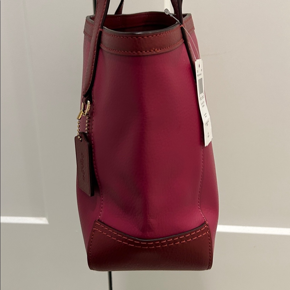 Coach (NWT) Tote 27 in Colorblock With Horse And Carriage - Picture 8 of 16